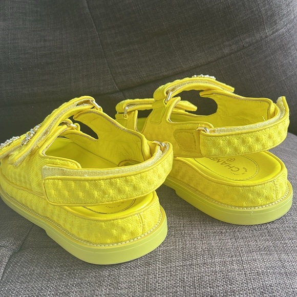 CHANEL Dad Sandals Cloth Tweed Sandals In Yellow Size 40 - Picture 6 of 8